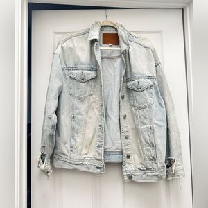 American Eagle Women’s Light Denim Jacket